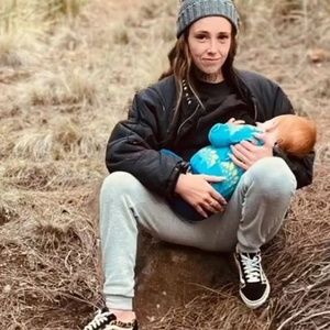 Meet your Posher, Ebony